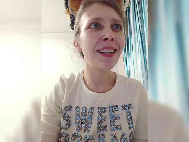 -Queen-Margo- webcam