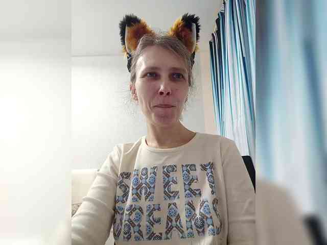 -Queen-Margo- webcam