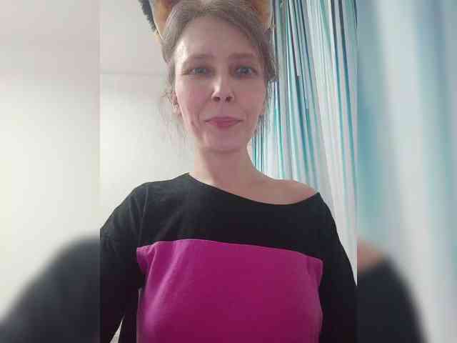 -Queen-Margo- webcam