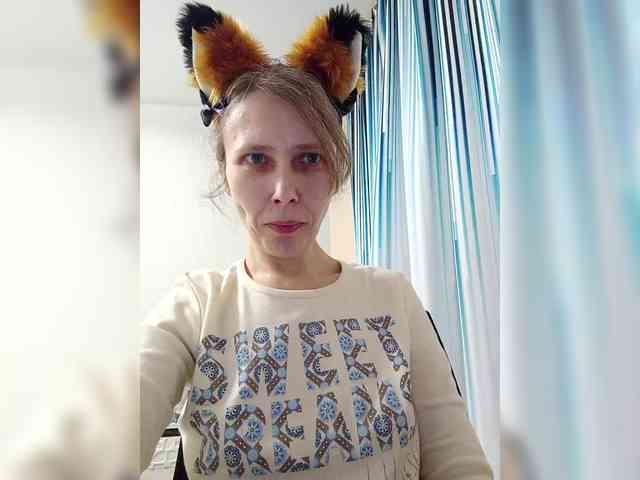 -Queen-Margo- webcam