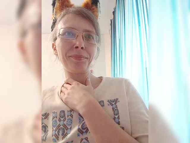 -Queen-Margo- webcam