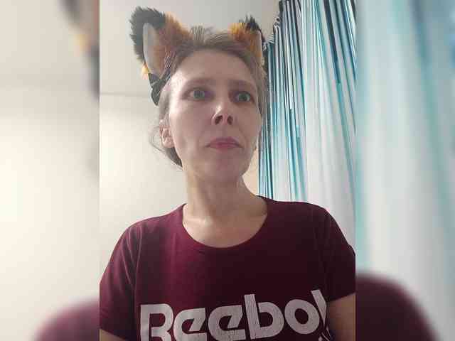 -Queen-Margo- webcam