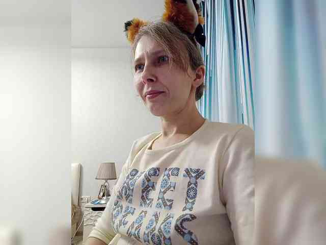 -Queen-Margo- webcam