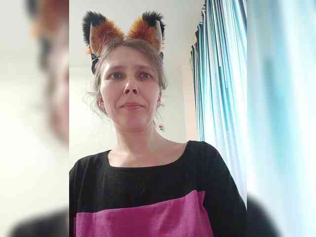 -Queen-Margo- webcam