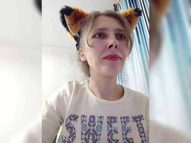 -Queen-Margo- webcam