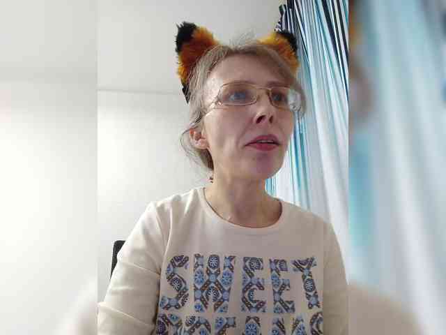 -Queen-Margo- webcam