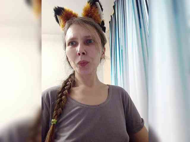 -Queen-Margo- webcam