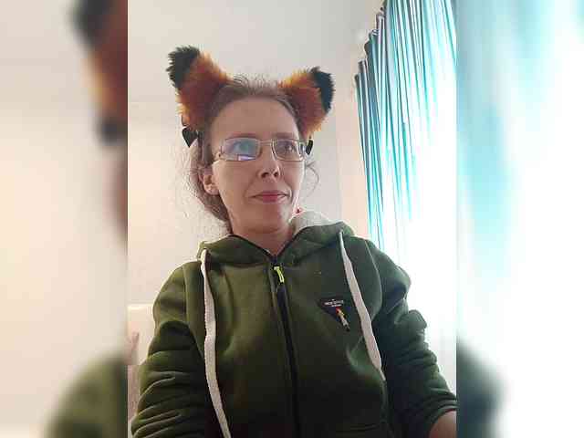 -Queen-Margo- webcam