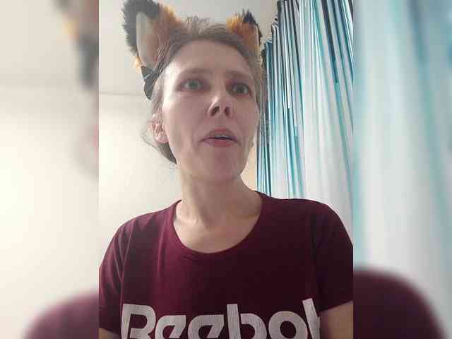 -Queen-Margo- webcam