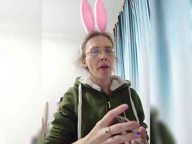-Queen-Margo- webcam