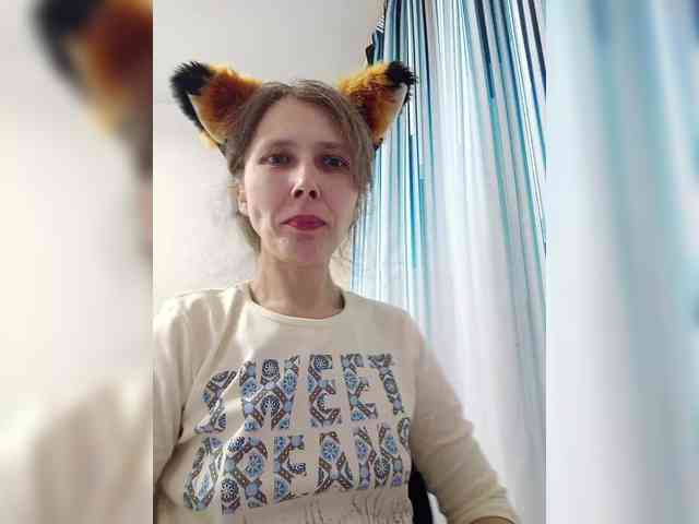 -Queen-Margo- webcam