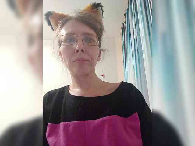 -Queen-Margo- webcam