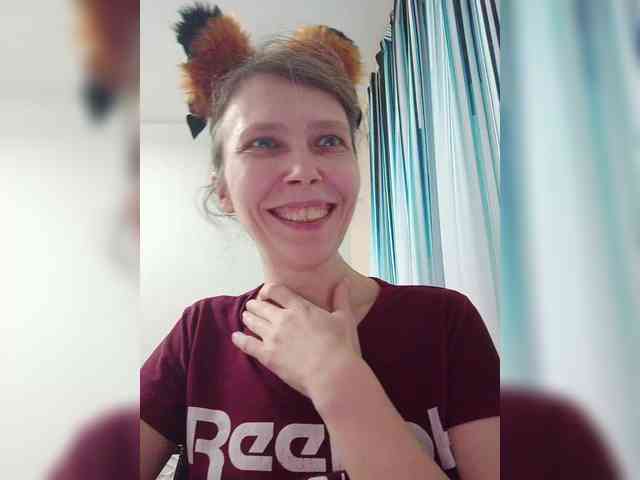 -Queen-Margo- webcam