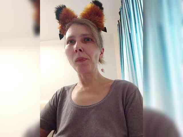 -Queen-Margo- webcam