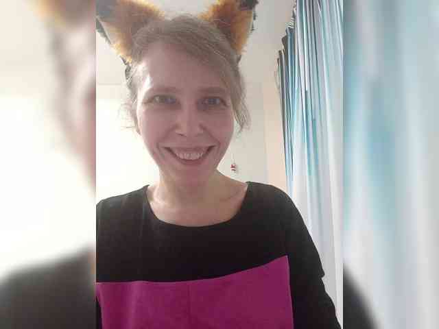 -Queen-Margo- webcam