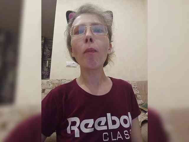 -Queen-Margo- webcam