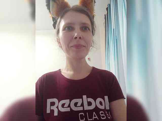 -Queen-Margo- webcam