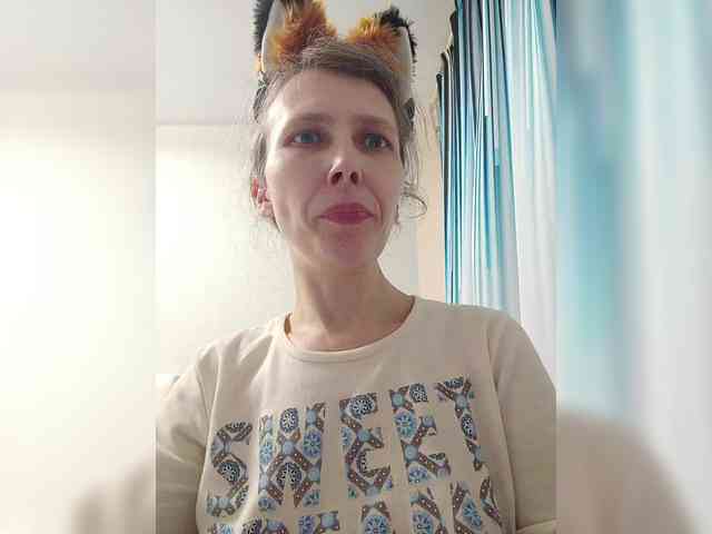 -Queen-Margo- webcam