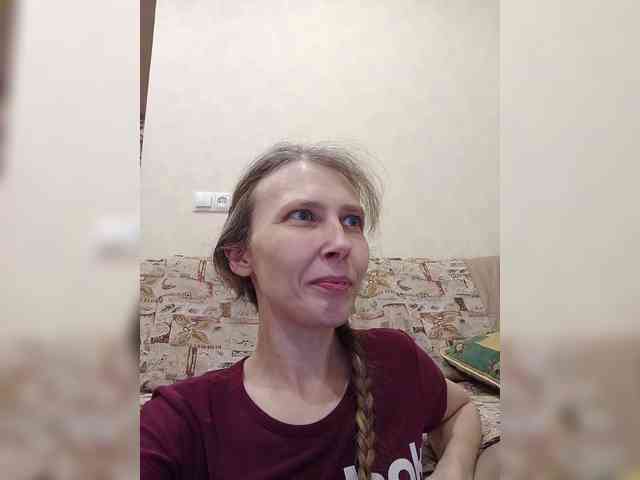 -Queen-Margo- webcam