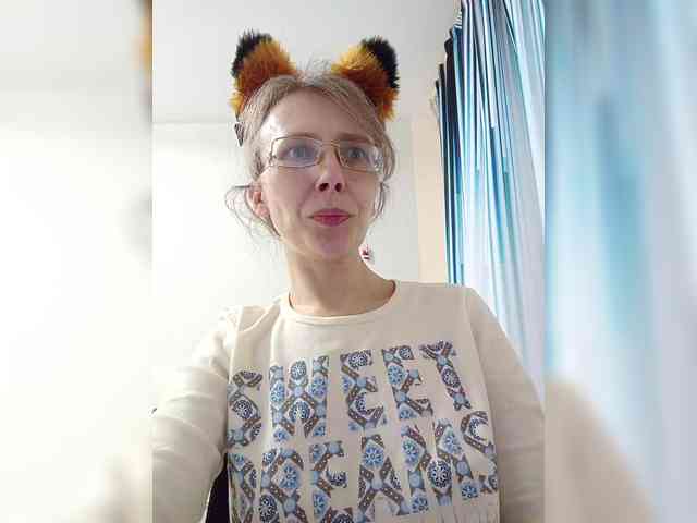 -Queen-Margo- webcam