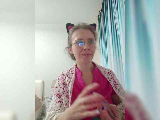 -Queen-Margo- webcam