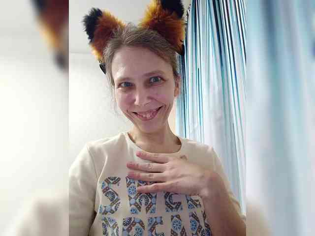 -Queen-Margo- webcam