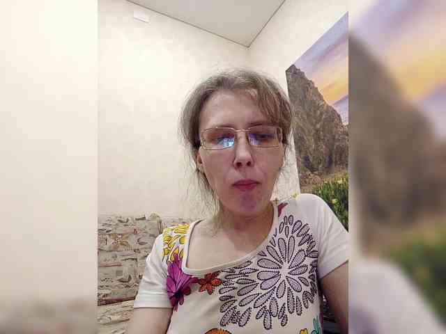 -Queen-Margo- webcam