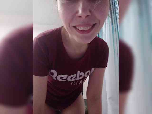 -Queen-Margo- webcam