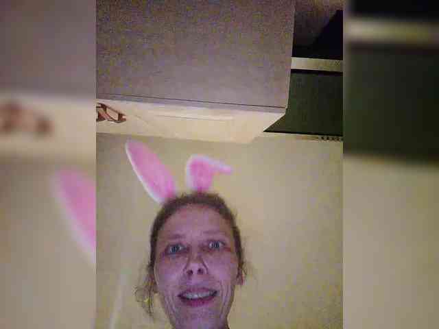 -Queen-Margo- webcam