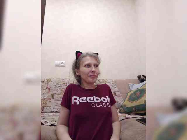 -Queen-Margo- webcam