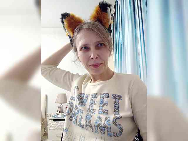 -Queen-Margo- webcam