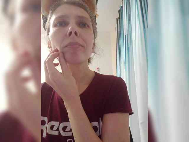 -Queen-Margo- webcam