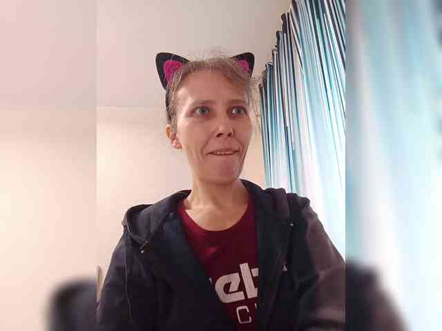 -Queen-Margo- webcam