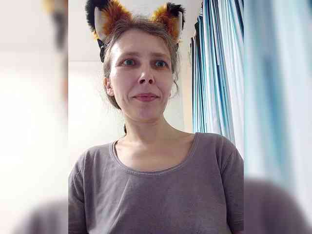 -Queen-Margo- webcam