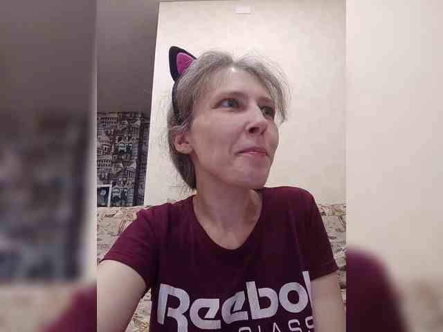 -Queen-Margo- webcam