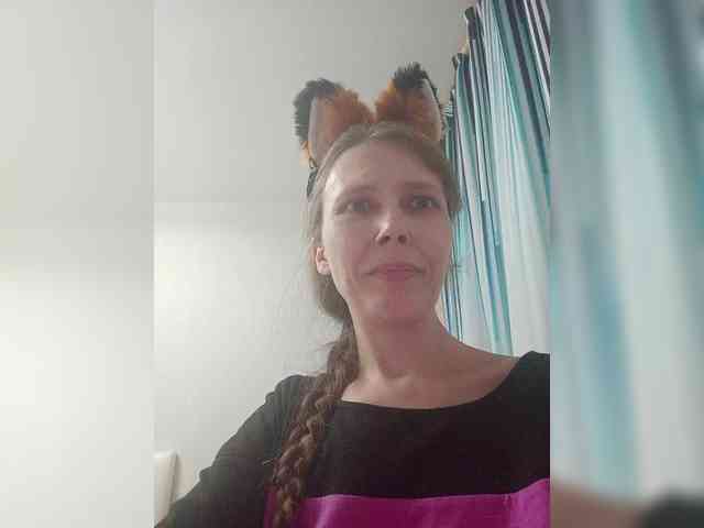 -Queen-Margo- webcam