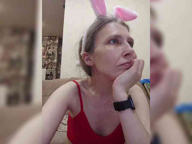 -Queen-Margo- webcam