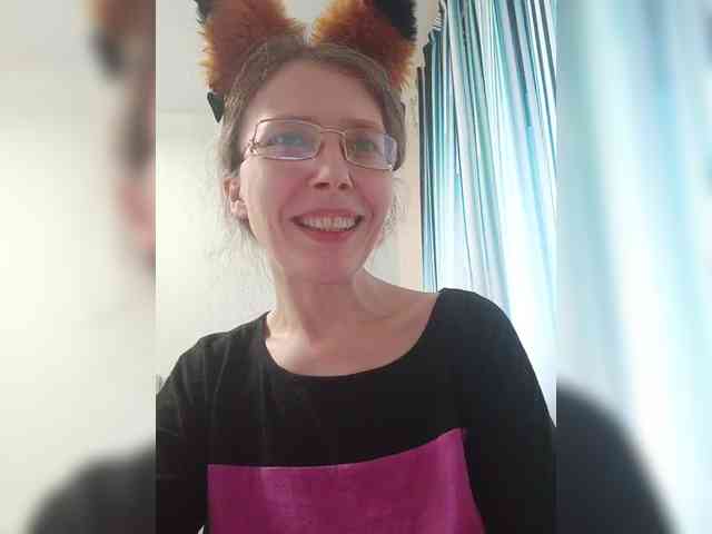 -Queen-Margo- webcam