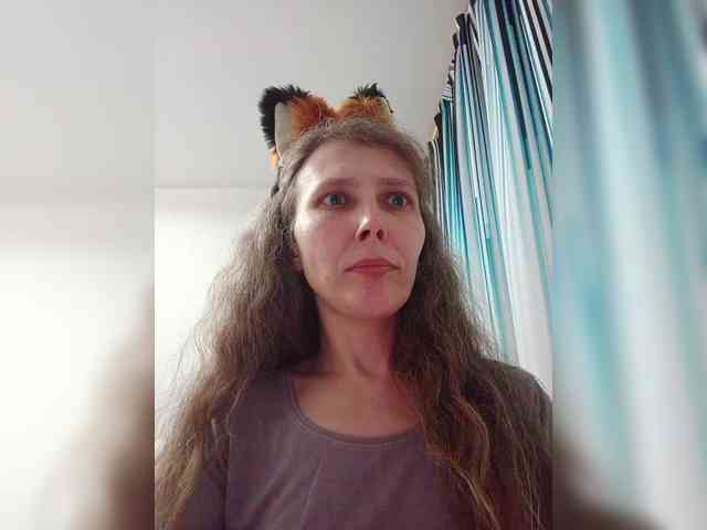 -Queen-Margo- webcam