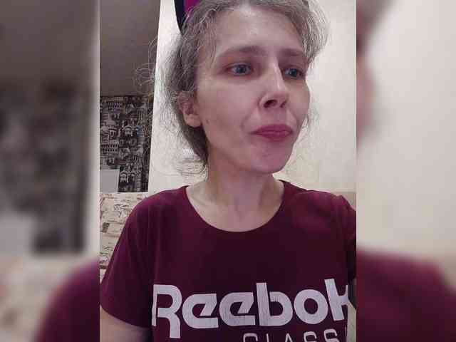 -Queen-Margo- webcam