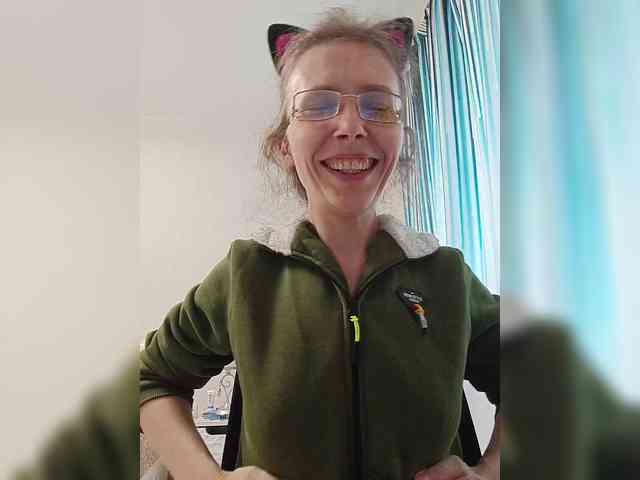 -Queen-Margo- webcam