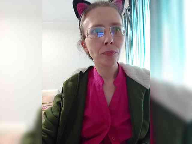 -Queen-Margo- webcam