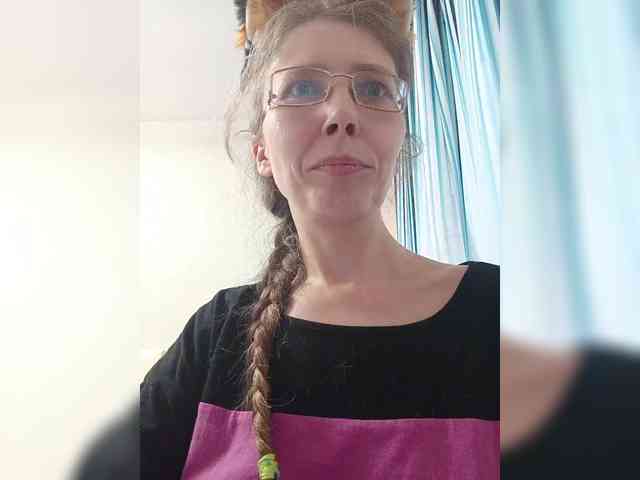 -Queen-Margo- webcam