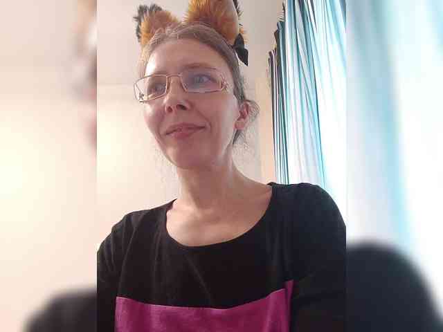 -Queen-Margo- webcam