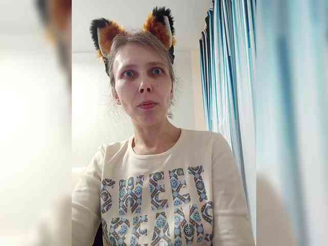 -Queen-Margo- webcam