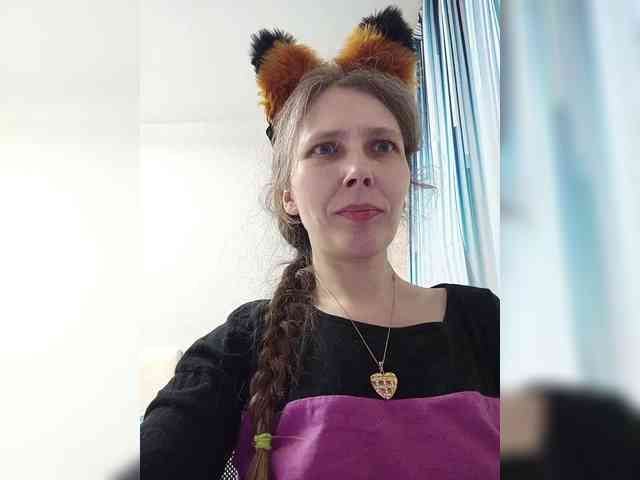 -Queen-Margo- webcam