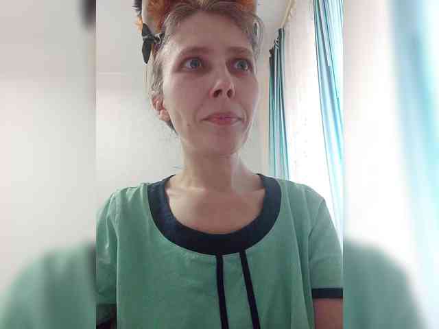 -Queen-Margo- webcam