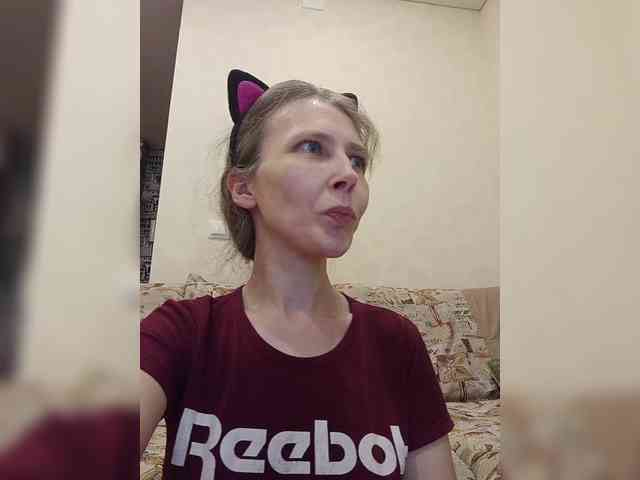 -Queen-Margo- webcam