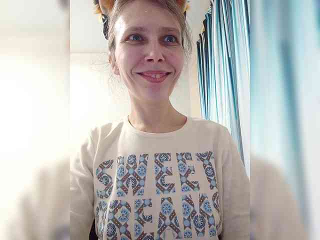 -Queen-Margo- webcam