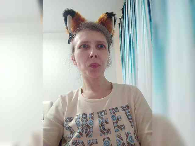 -Queen-Margo- webcam